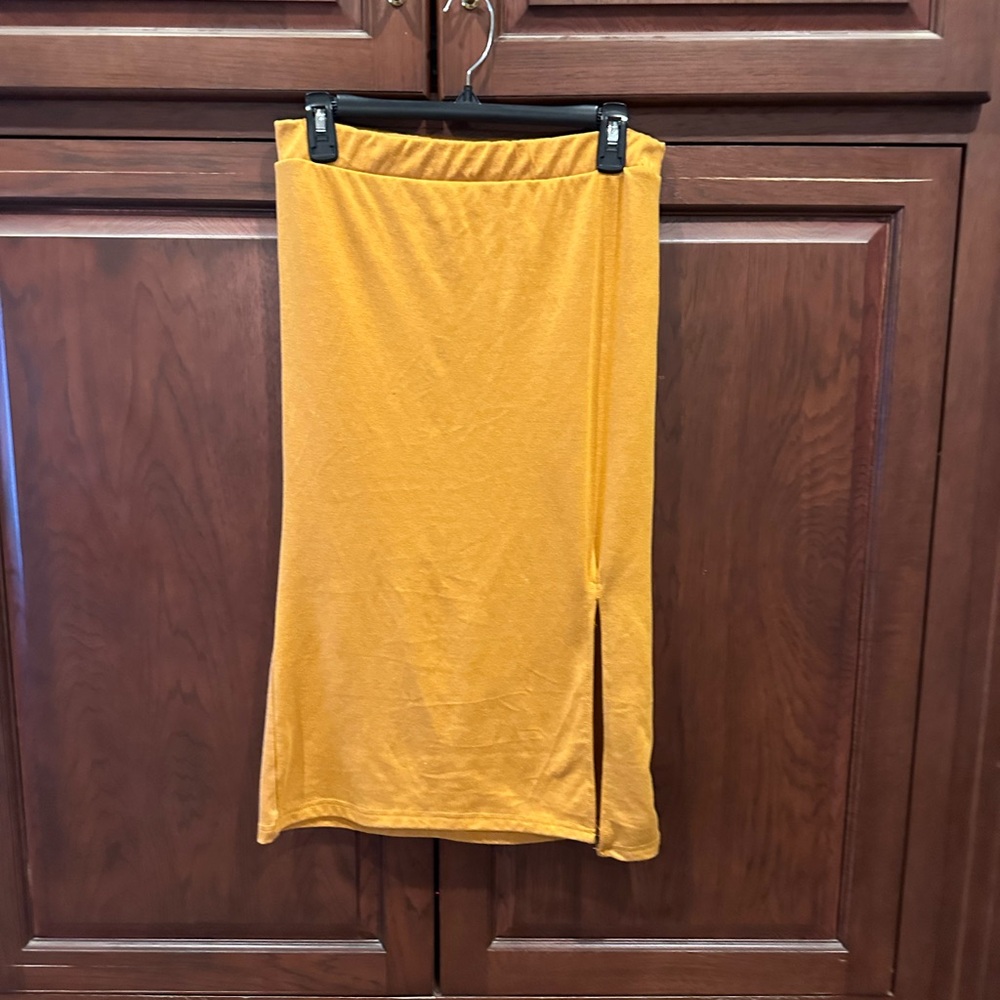 Knit midi skirt sz 10